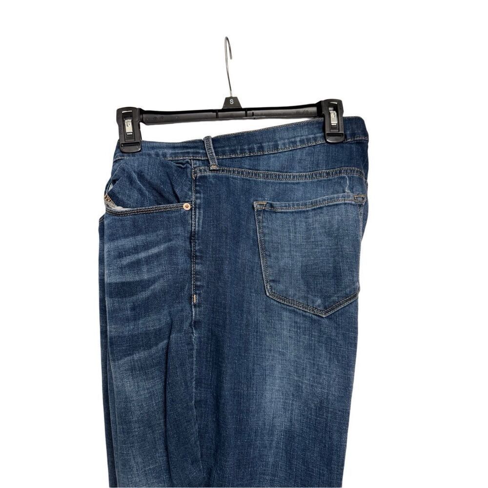 Old Navy Woman Capri Jeans